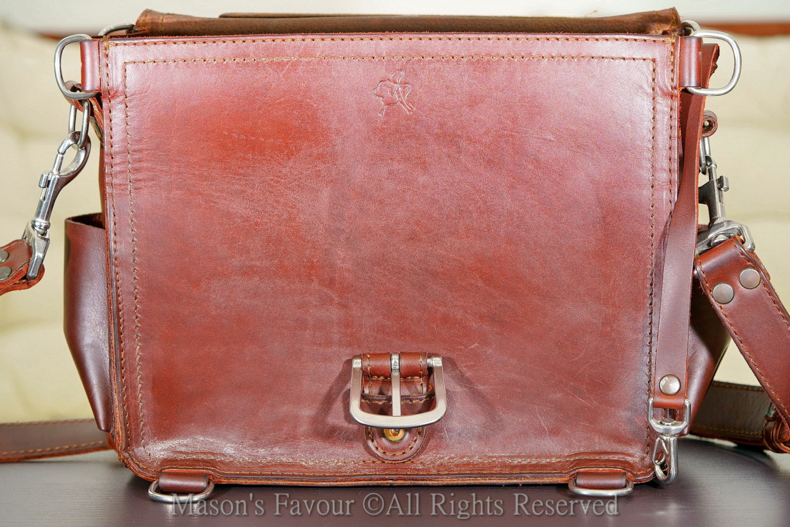 Saddleback Leather Satchel，開鞄2