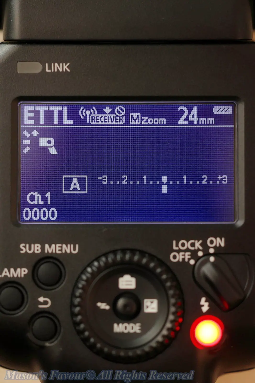 Canon Speedlite EL-5 - ETTL Receiver Mode illustrated on Display, Backlight swithing on