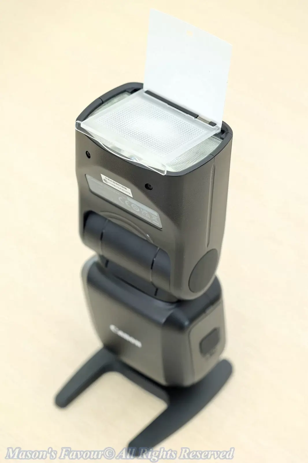 Canon Speedlite EL-5 - EL-5, which expands its Diffuser and Reflector, on Flashgun Stand 1