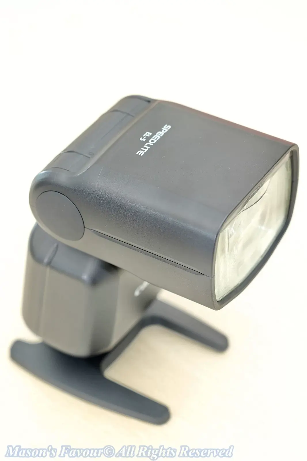 Canon Speedlite EL-5 - EL-5, which Pivots its Diffuser right forward, on Flashgun Stand 4