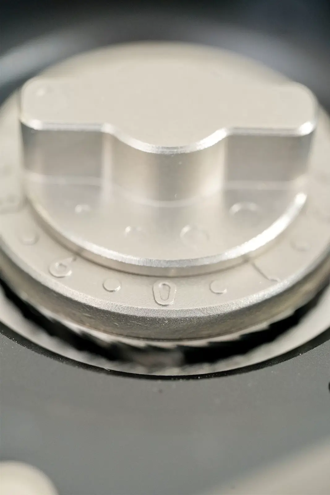 Femobook A2 Coffee Grinder - Grind Size Adjustment Dial, Larger Grind Size