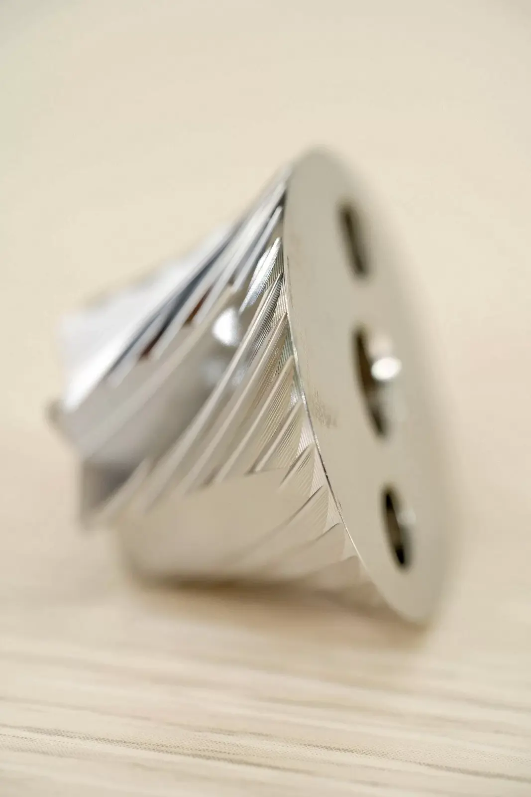 Femobook A2 Coffee Grinder - Cone Burr, Perspective 1