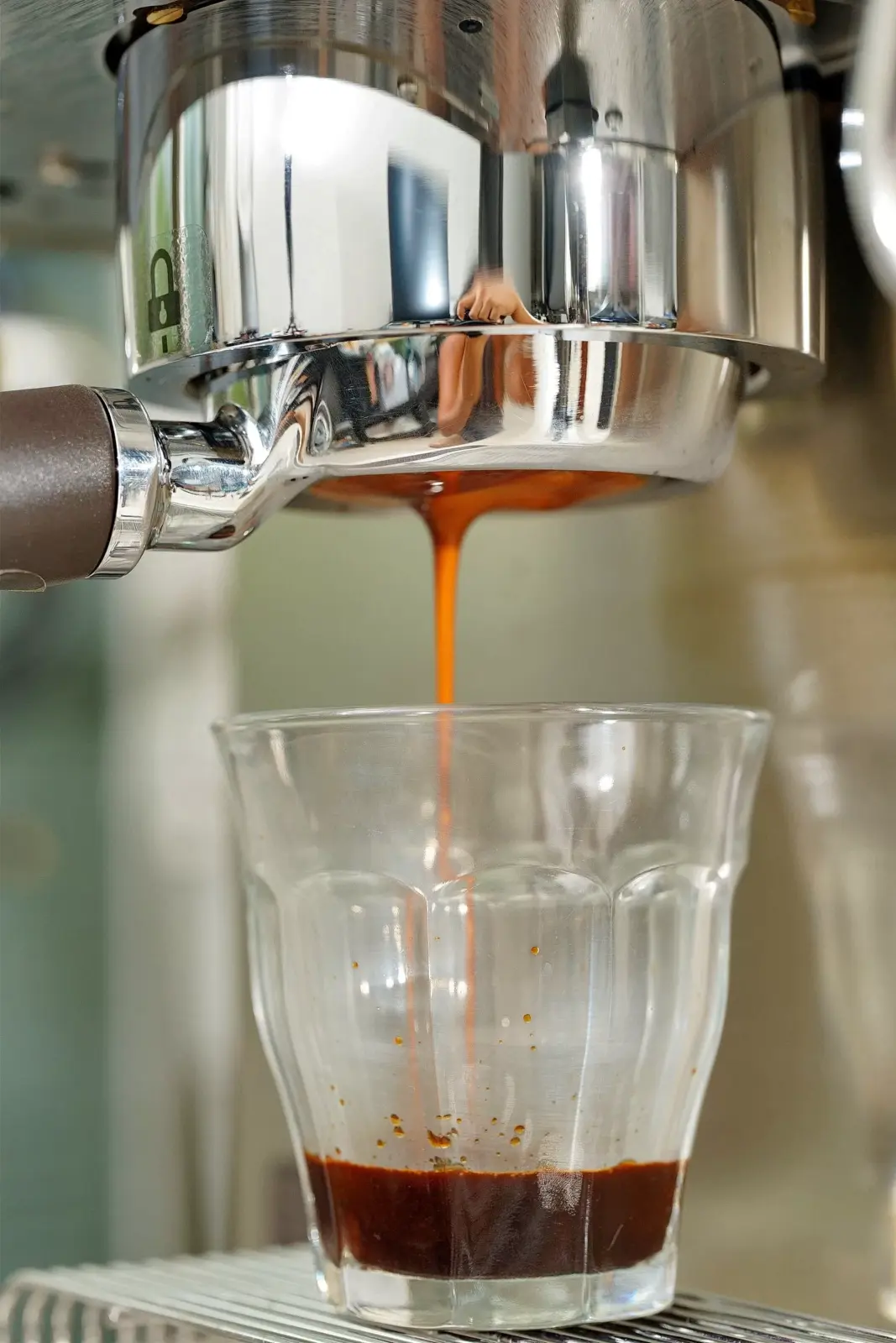 Femobook A2 Coffee Grinder - Brewing the Espresso 1