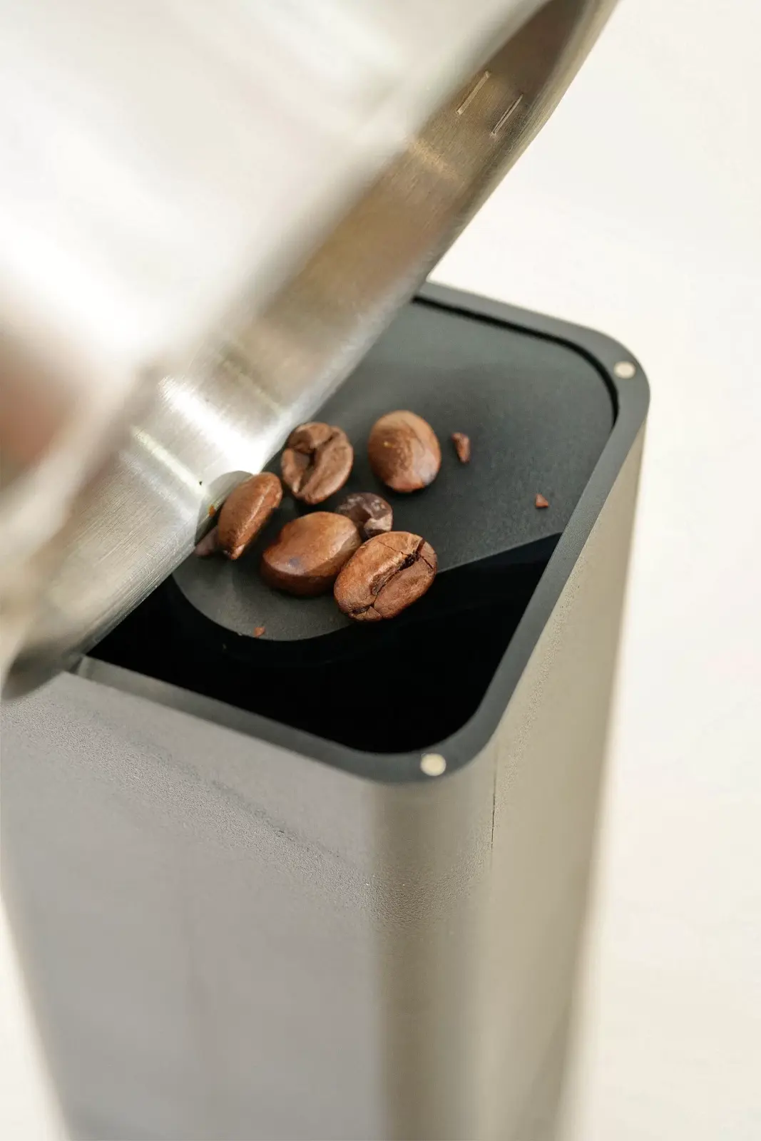 Femobook A2 Coffee Grinder - Coffee Bean Feed 2
