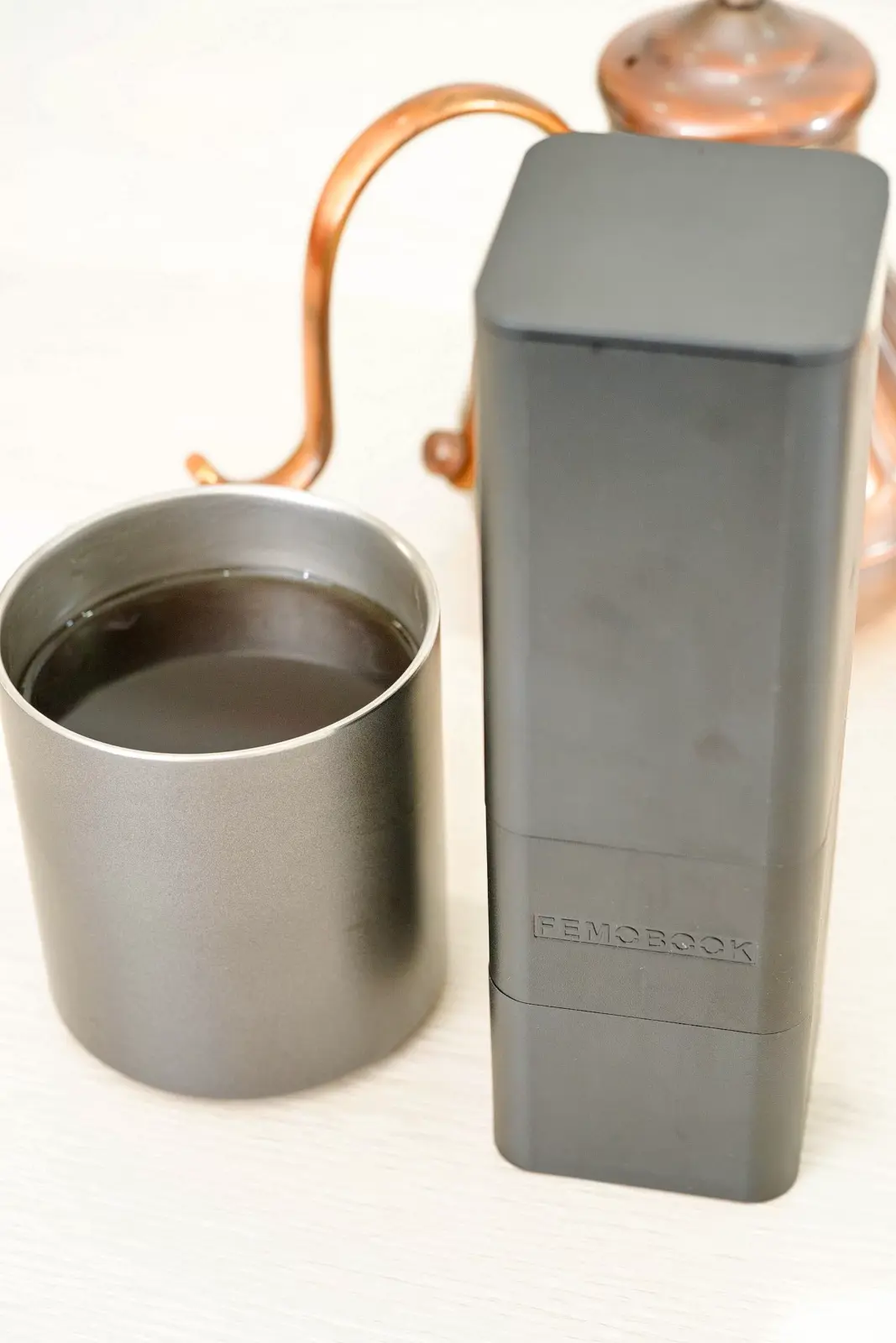 Femobook A2 Coffee Grinder - Femobook A2 & Pour-over Coffee