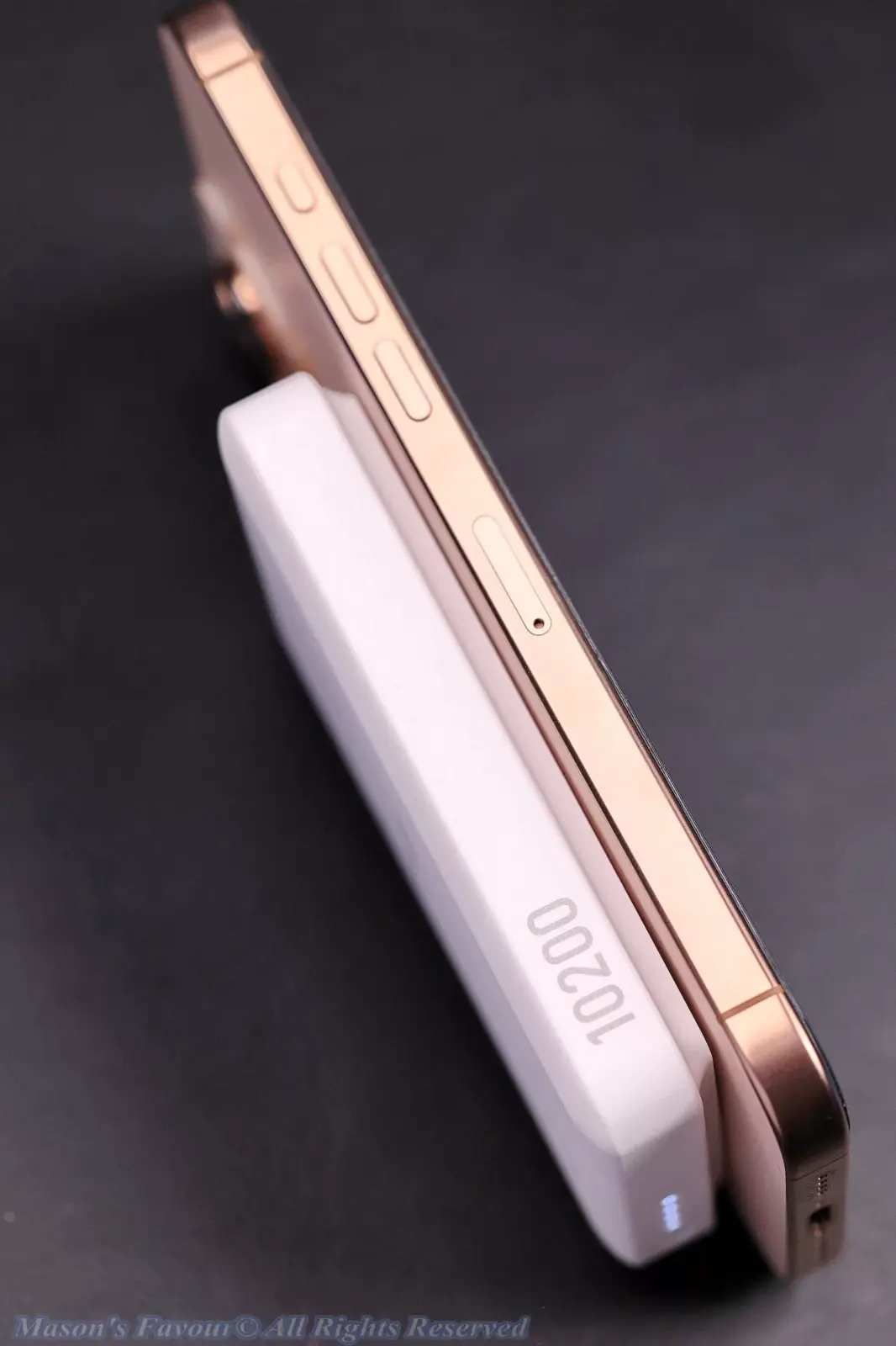 Innergie Qi2 Magnetic Battery Pack 10200mAh - iPhone 16 Pro Max Charging, Perspective