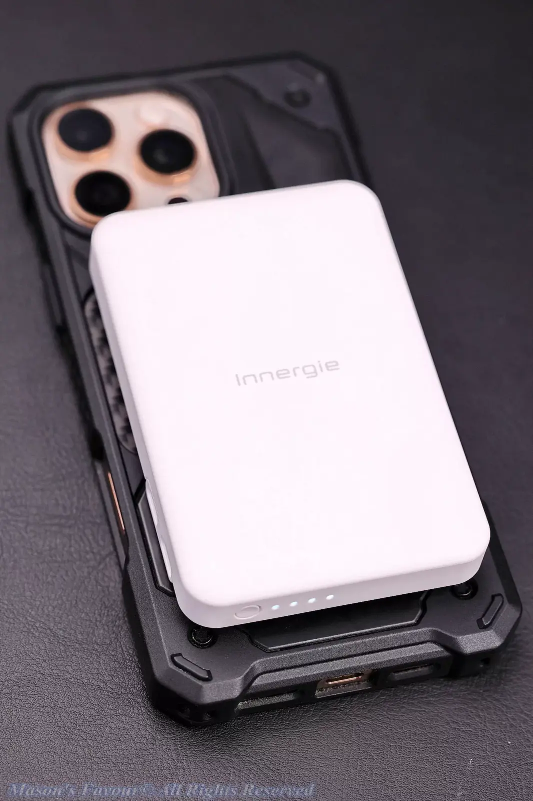 Innergie Qi2 Magnetic Battery Pack 10200mAh - iPhone 16 Pro Max & Case, Charging, Perspective