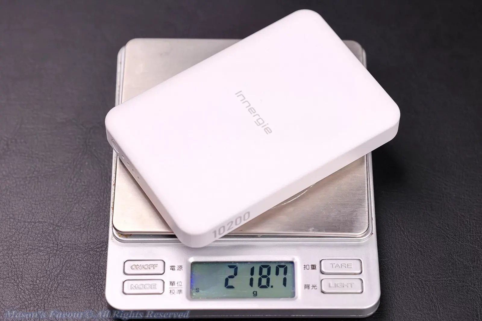 Innergie Qi2 Magnetic Battery Pack 10200mAh - Weight