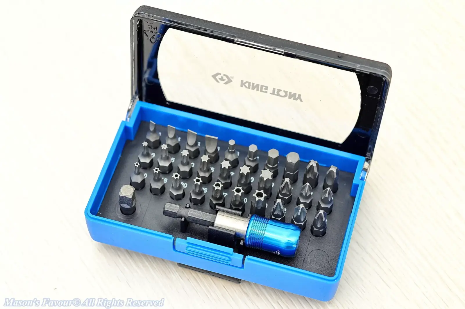 King Tony 32540MR Ratchet ScrewDriver & Bit Set - Bit Set Box
