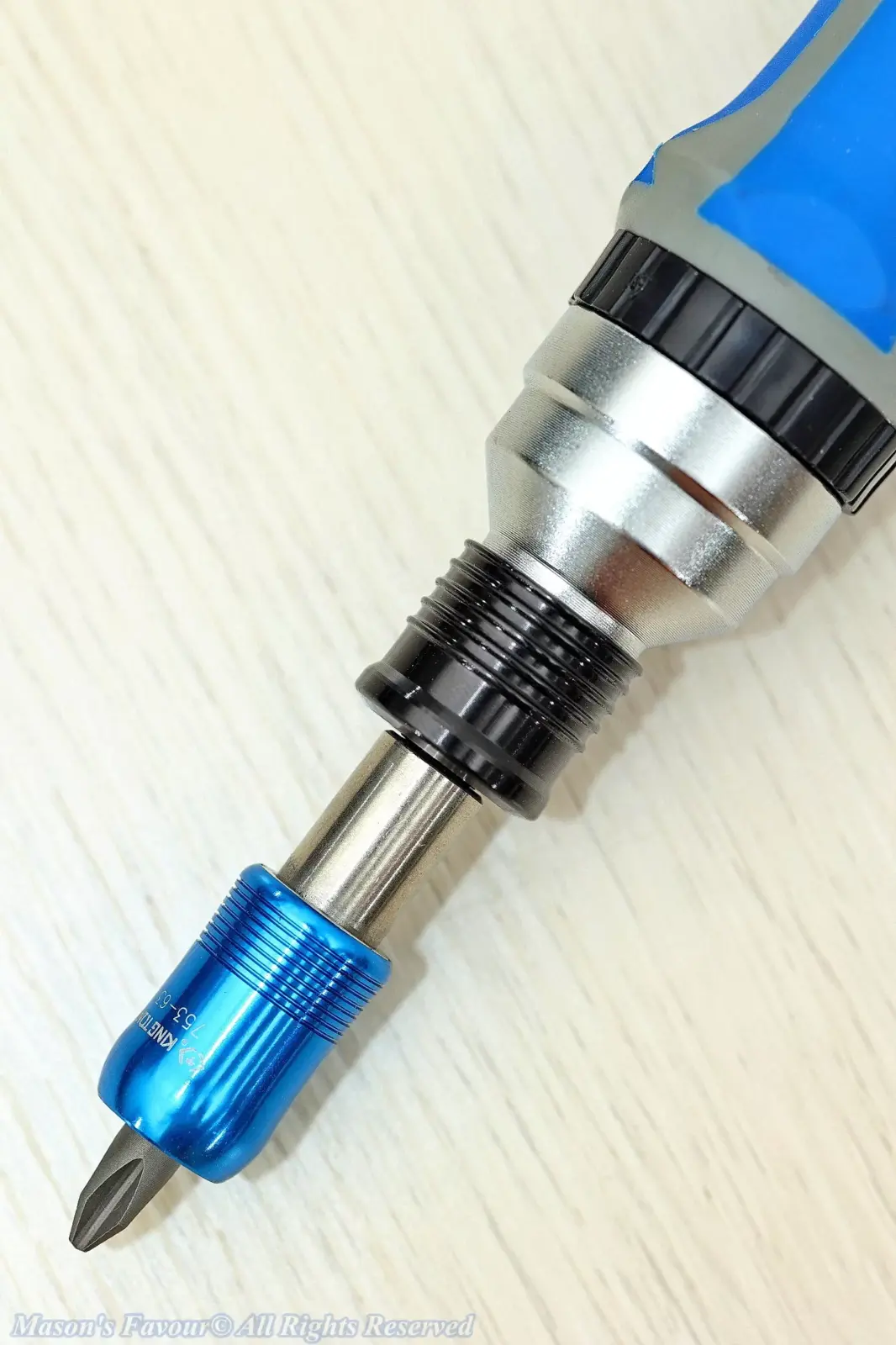 King Tony 32540MR Ratchet ScrewDriver & Bit Set - Phillips Bit fitted to the Short Bit Adapter fitted on the Stem Socket of the Ratchet Screwdriver 1