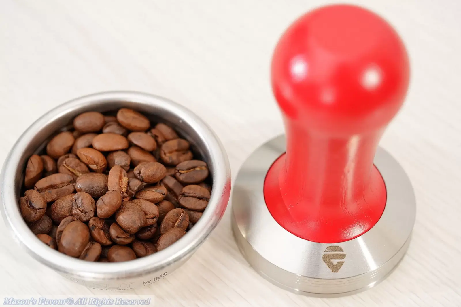 Lelit PLA481R Tamper - PLA481R Tamper & IMS Filter Basket with Coffee Beans