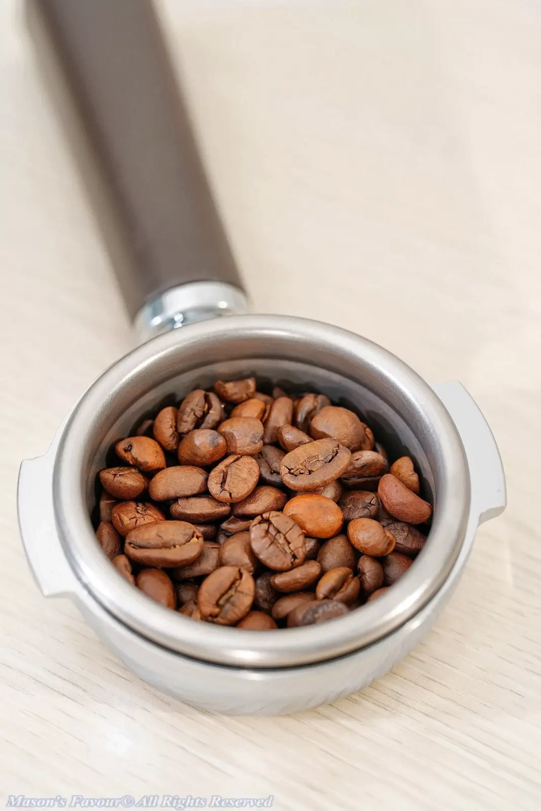 Lelit-PLA580V-PLA582V-Portafilters - Lelit PLA580V Bottomless Portafilter, with VST Filter Basket and Coffee Beans 1