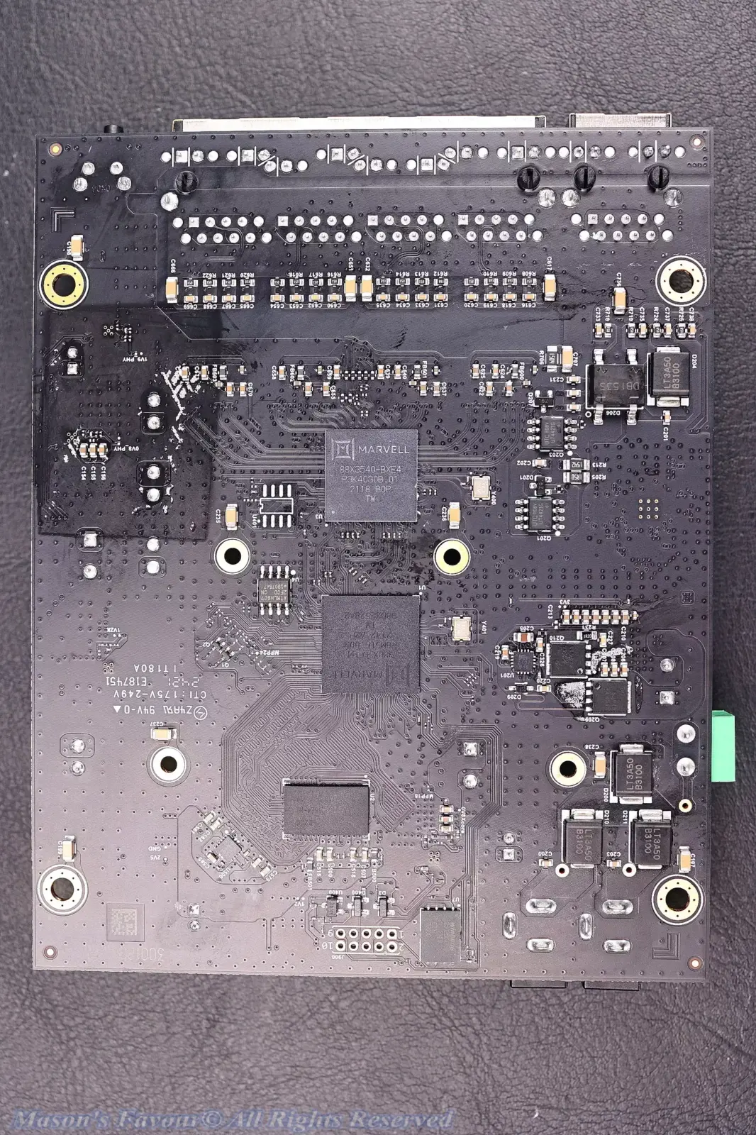 MikroTik CRS304-4XG-IN - Bottom of the PCB