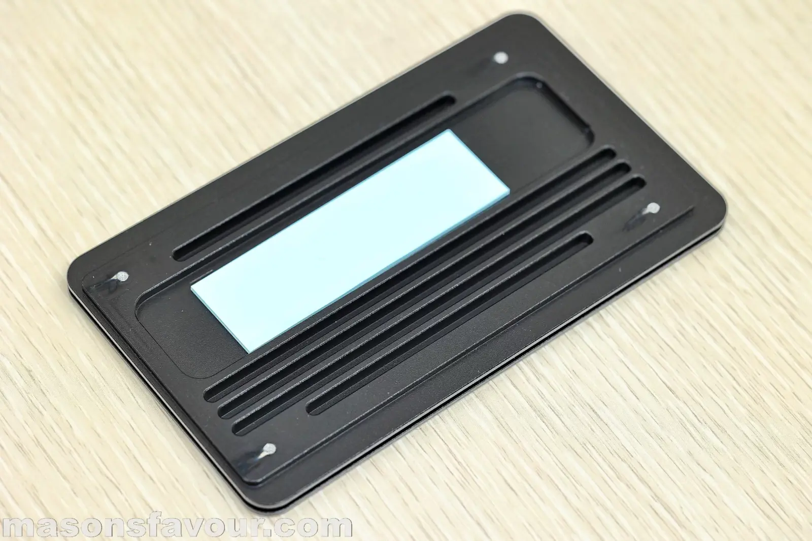 OWC Envoy Ultra Thunderbolt 5 SSD - Top Cover Heatsink 2