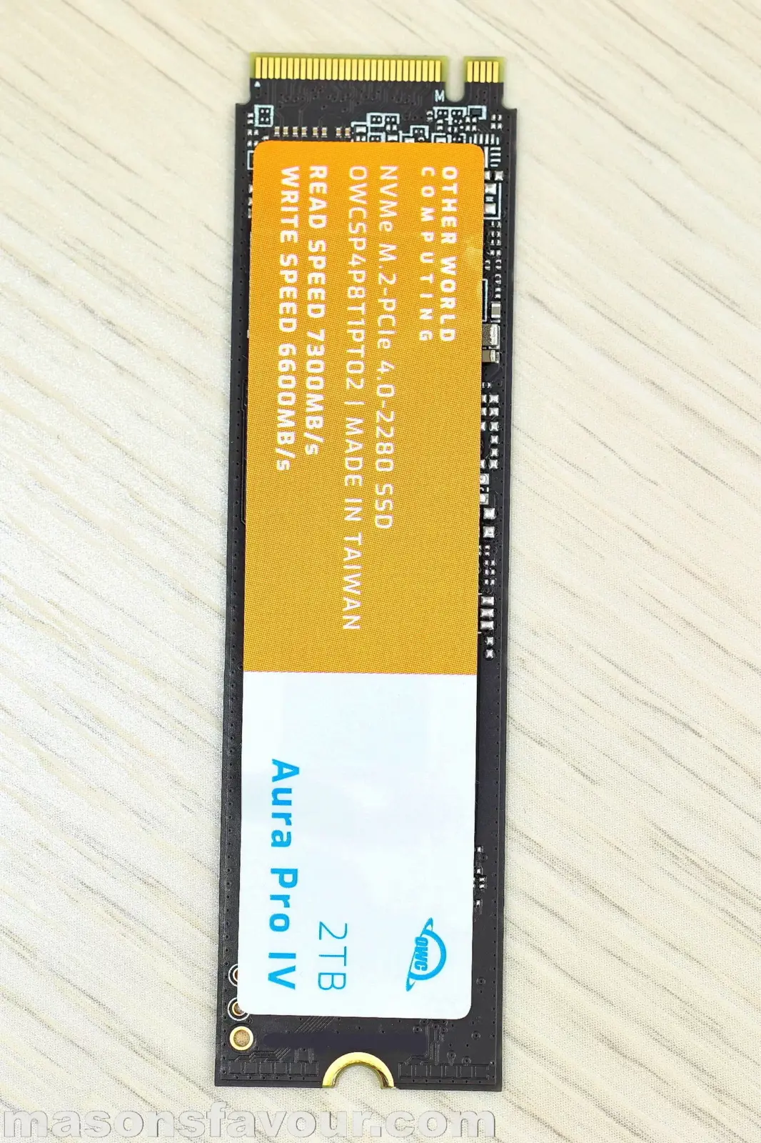 OWC Envoy Ultra Thunderbolt 5 SSD - Aura Pro IV SSD 2TB