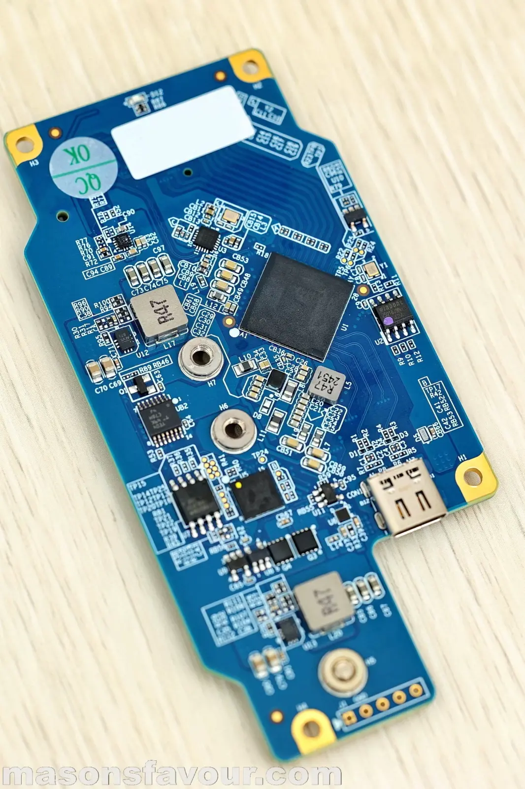 OWC Envoy Ultra Thunderbolt 5 SSD - PCB, Perspective 1