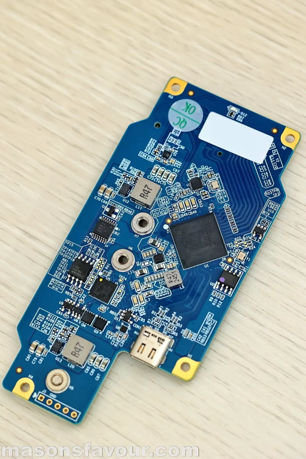 OWC Envoy Ultra Thunderbolt 5 SSD - PCB, Perspective 2
