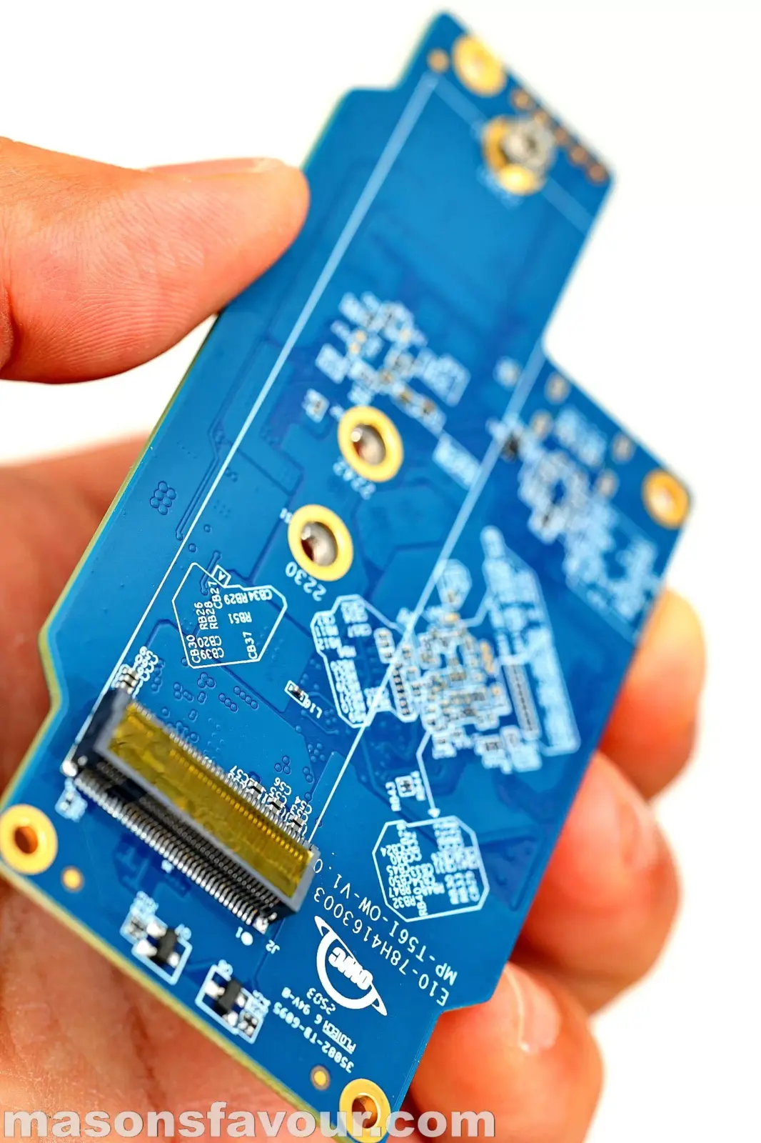 OWC Envoy Ultra Thunderbolt 5 SSD - PCB, Hand-on 1