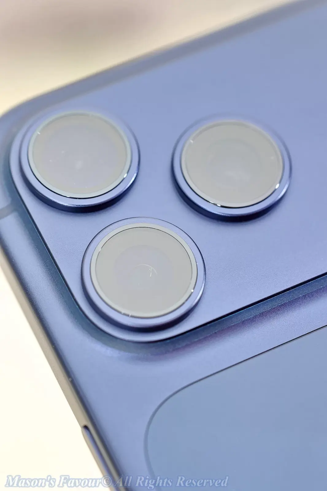 iPhone 17 Pro Deep Blue - Triple Camera Module